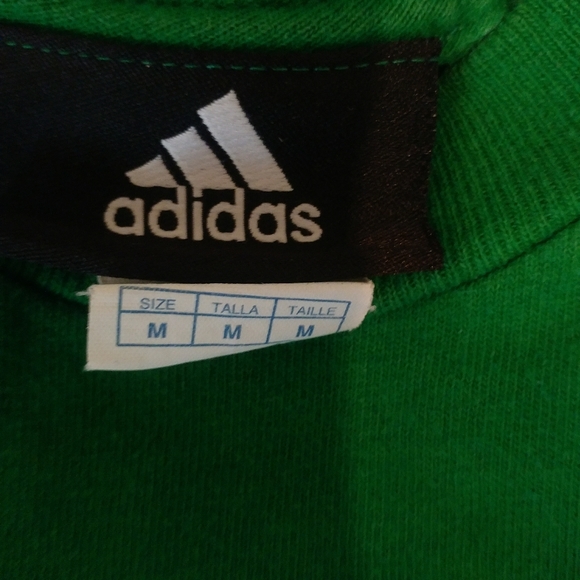 Boy's Boston Celtics tee - Picture 2 of 3